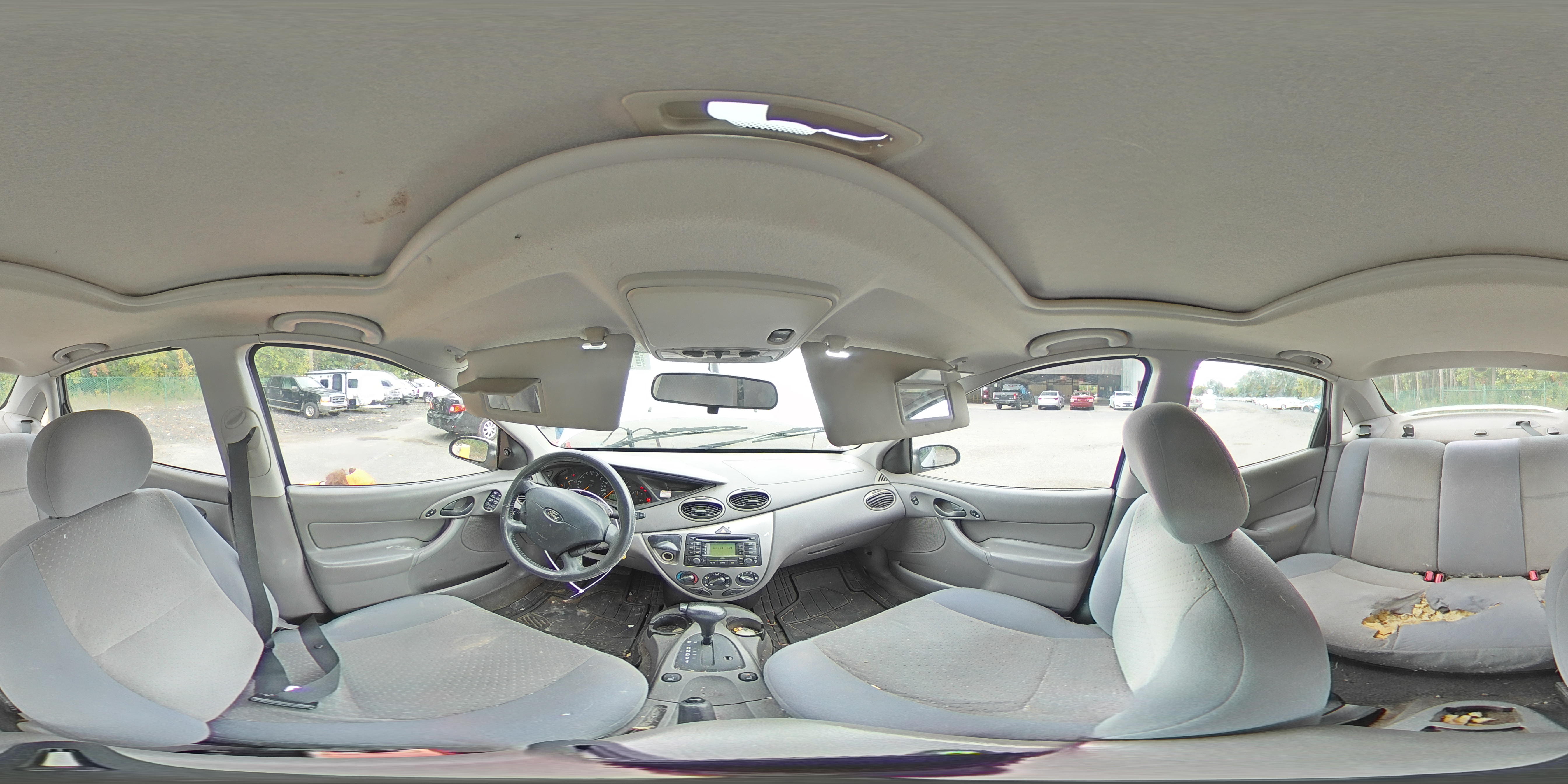 2004 Ford Focus - Image 13