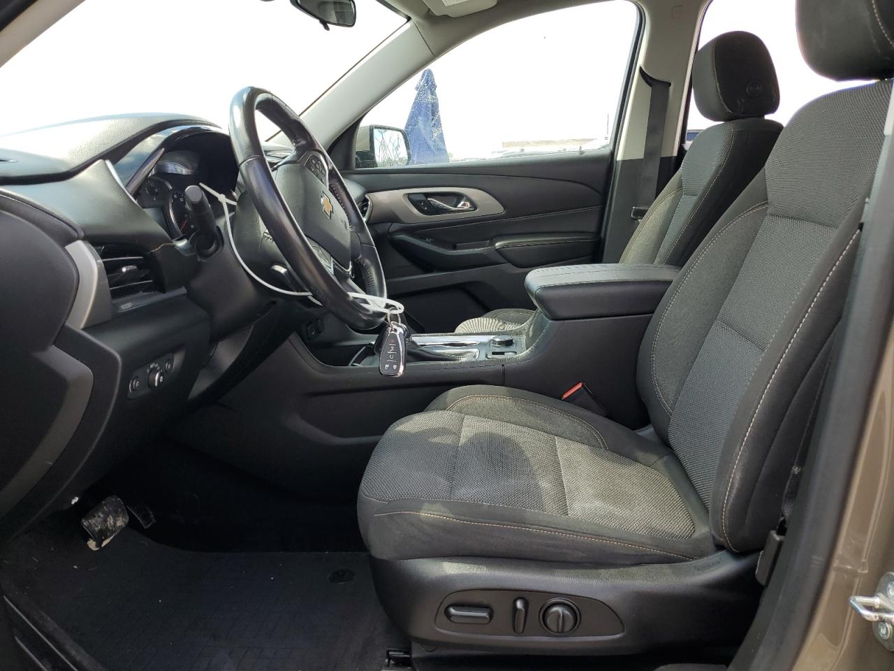 2020 Chevrolet Traverse Lt VIN: 1GNERGKW1LJ137251 Lot: 73298784