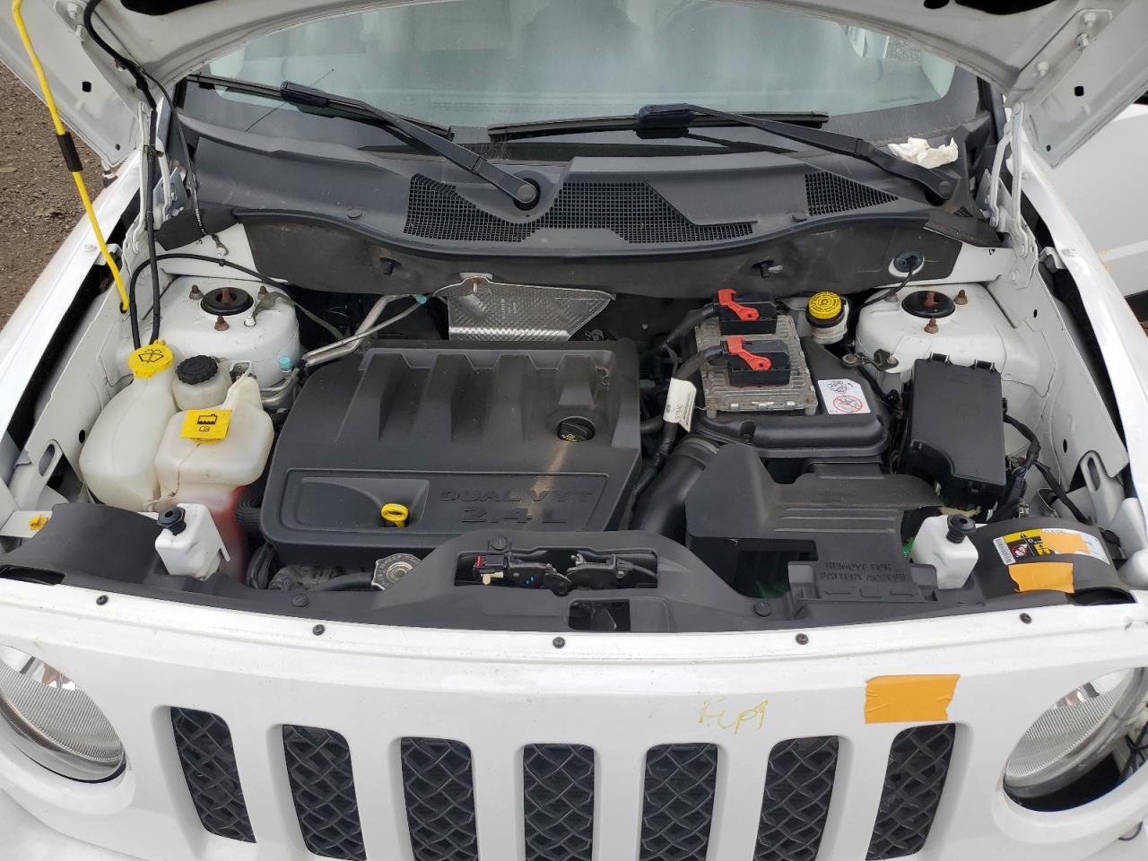 2016 Jeep Liberty (Patriot) - Image 12