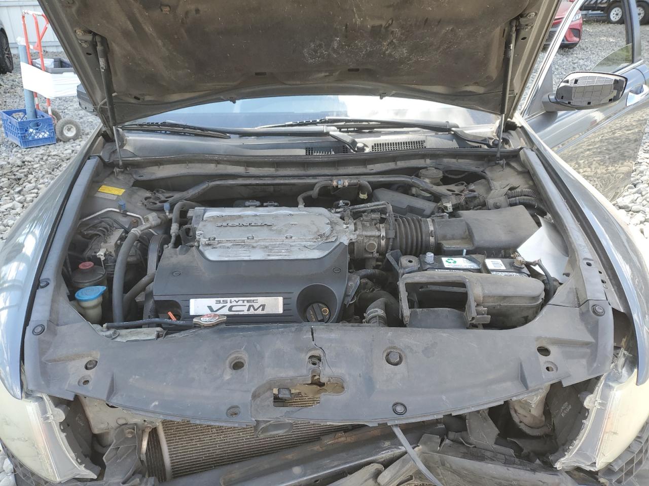 1HGCP3F87BA013267 2011 Honda Accord Exl