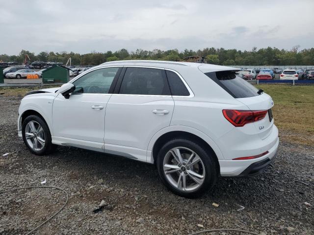 WA1EECF32R1160151 Audi Q3 PREMIUM 2