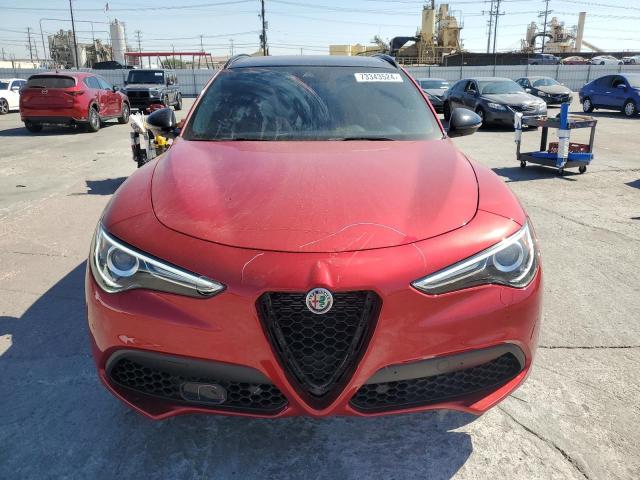 ZASPAKBN0N7D32915 Alfa Romeo Stelvio TI 5