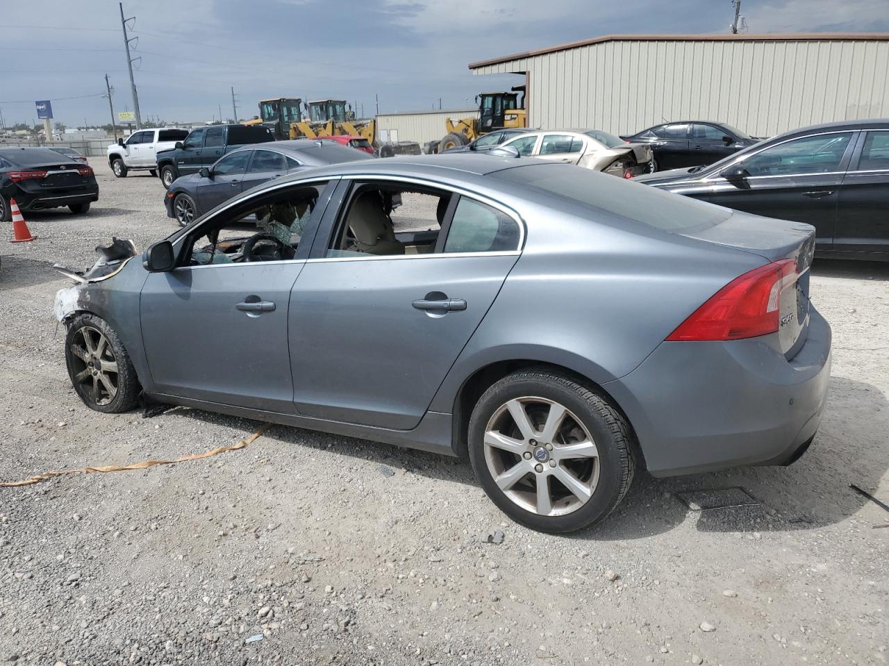 YV126MFK8G2406026 2016 VOLVO S60 - Image 2