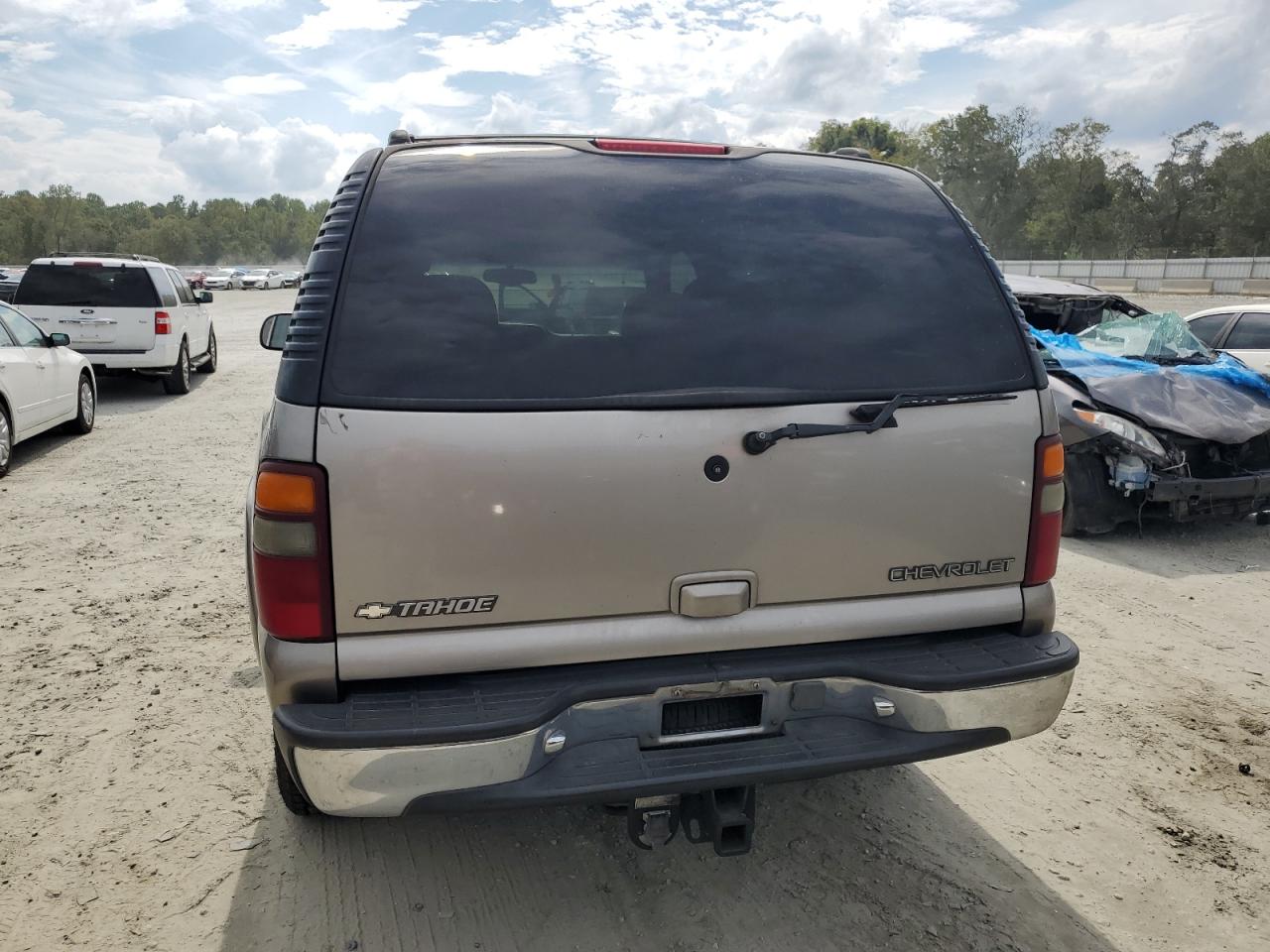 2002 Chevrolet Tahoe C1500 VIN: 1GNEC13Z22R119767 Lot: 72885014