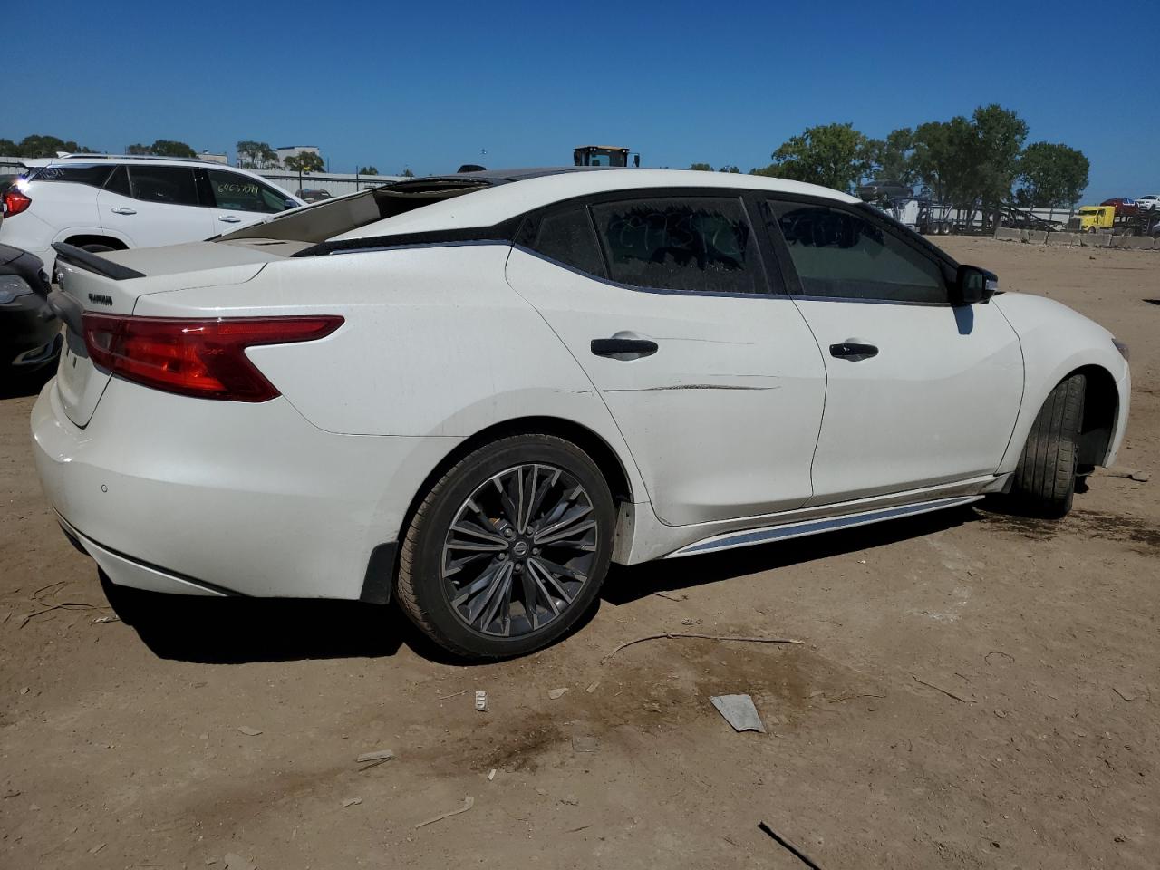 1N4AA6AP5HC397172 NISSAN MAXIMA 2017
