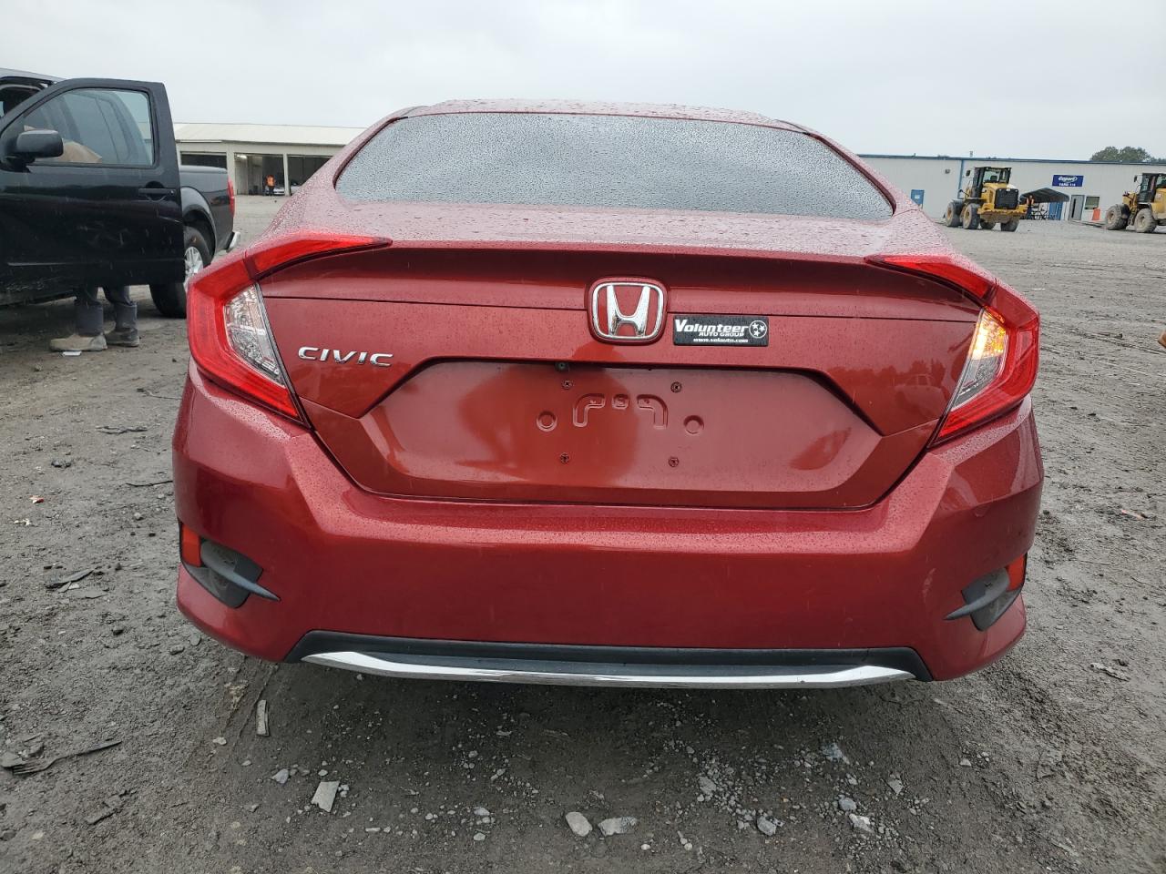 19XFC2F69KE018015 2019 Honda Civic Lx