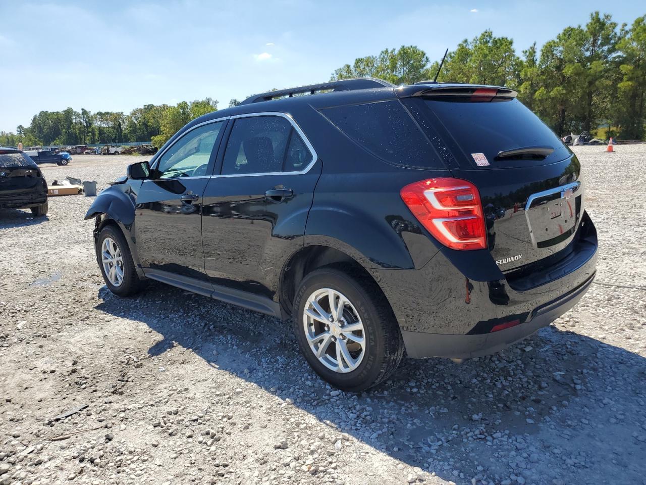 2GNALCEKXH1597916 2017 CHEVROLET EQUINOX - Image 2