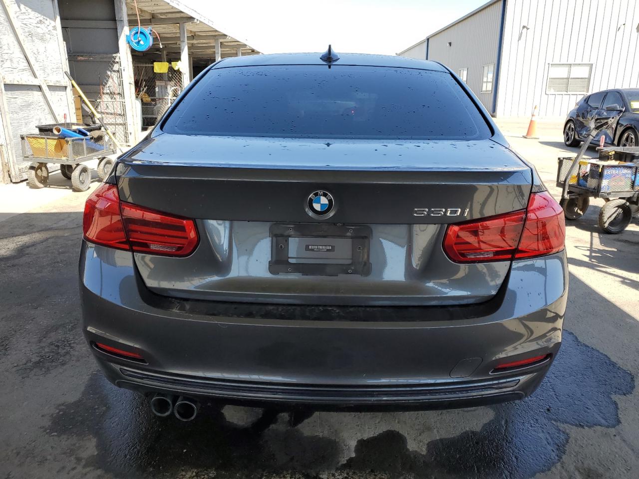 WBA8B9C5XJEE82893 2018 BMW 330 I