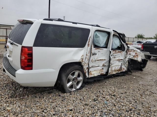  CHEVROLET SUBURBAN 2013 Белы