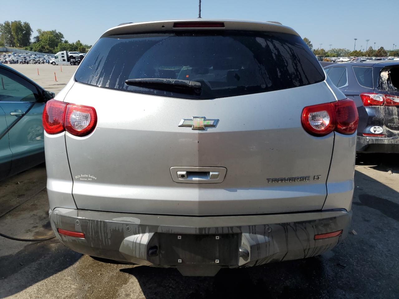 1GNLRGED9AJ260245 2010 Chevrolet Traverse Lt