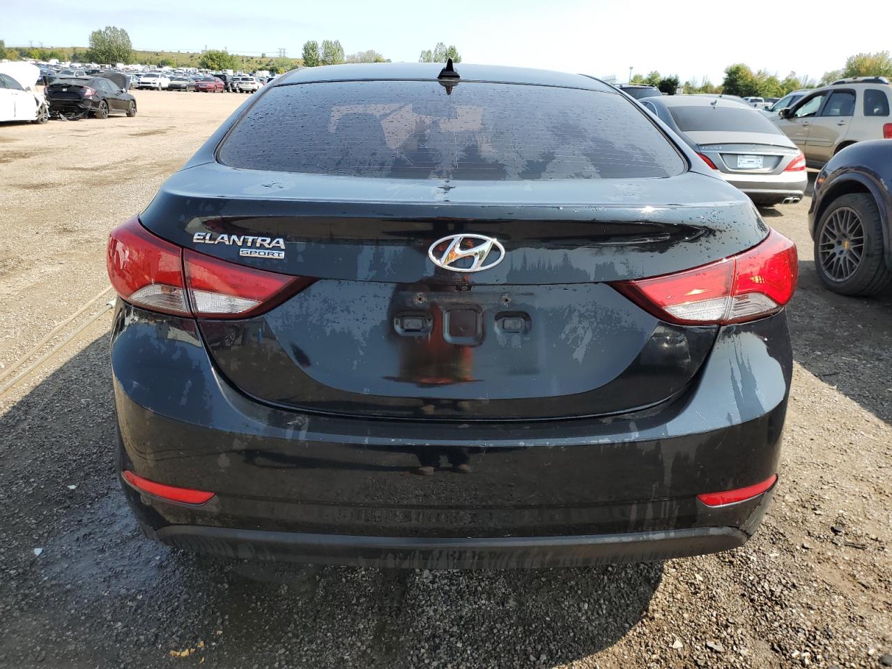 KMHDH4AE2GU632279 2016 Hyundai Elantra Se