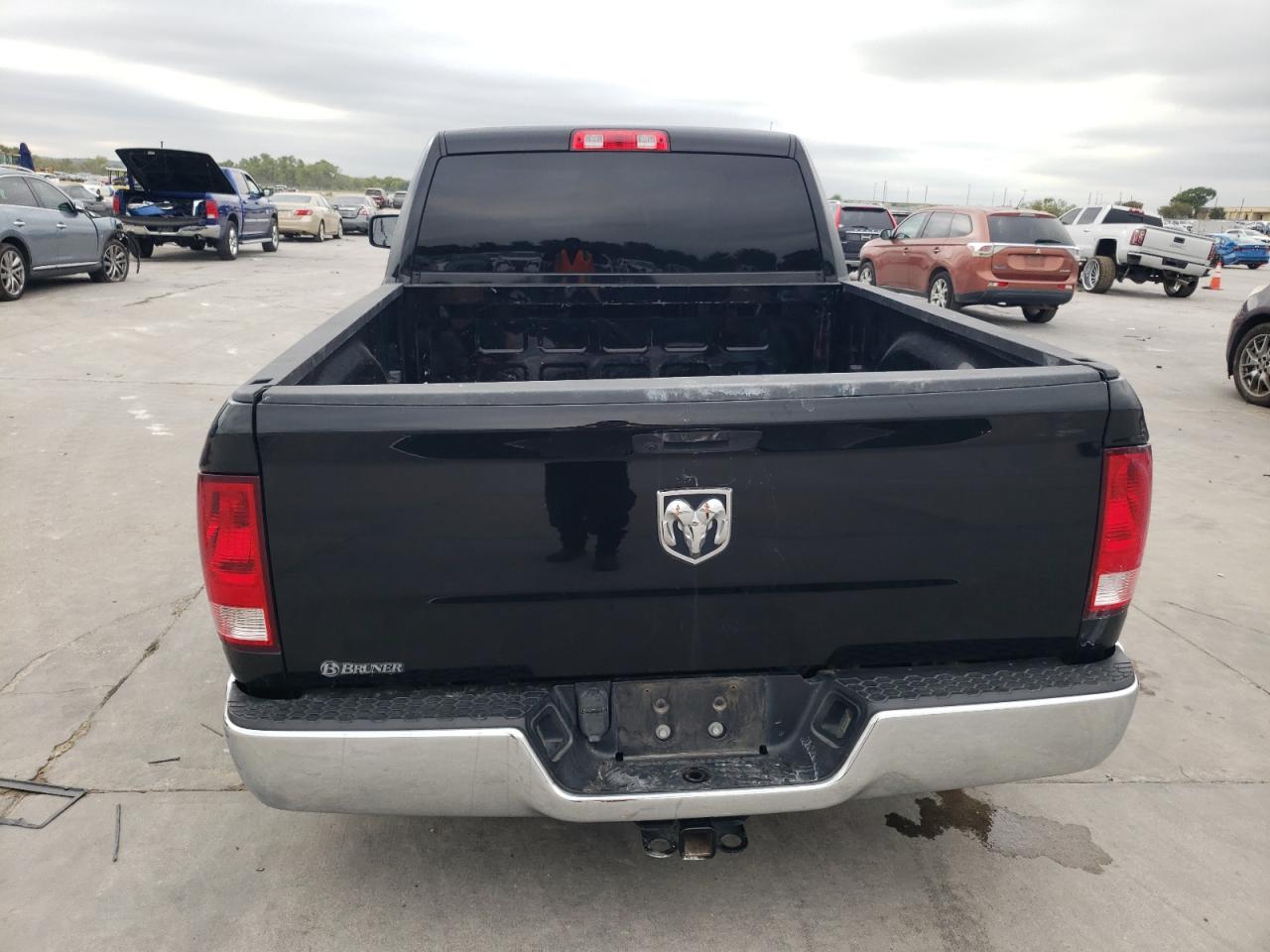 2019 Ram 1500 Classic Tradesman VIN: 1C6RR6FT3KS746443 Lot: 70638854