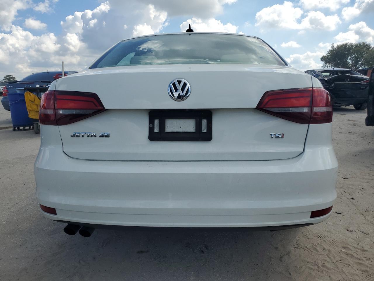 3VWDB7AJ7HM362845 2017 Volkswagen Jetta Se