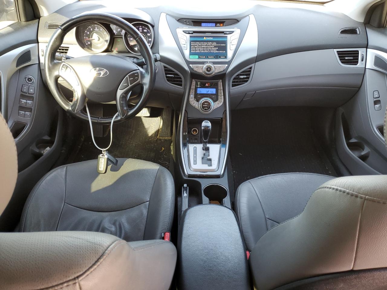 2013 Hyundai Elantra - Image 8