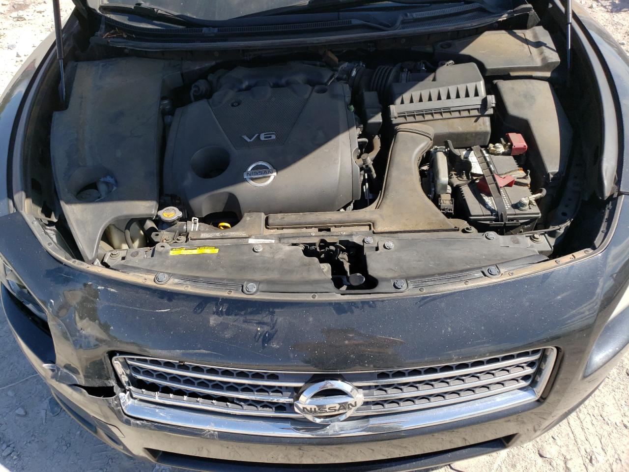 2009 Nissan Maxima - Image 11
