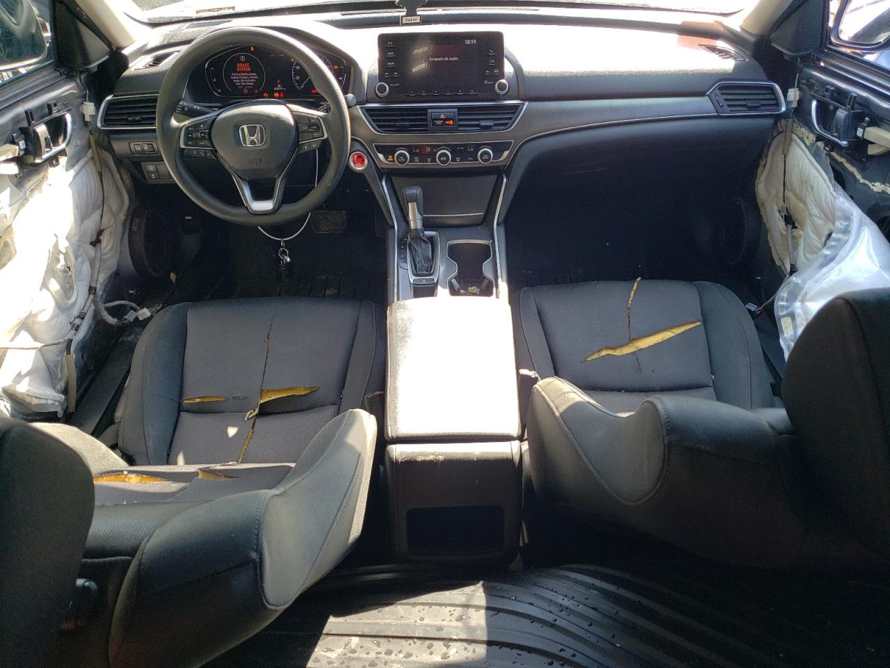 1HGCV1F17KA083686 HONDA ACCORD 2019
