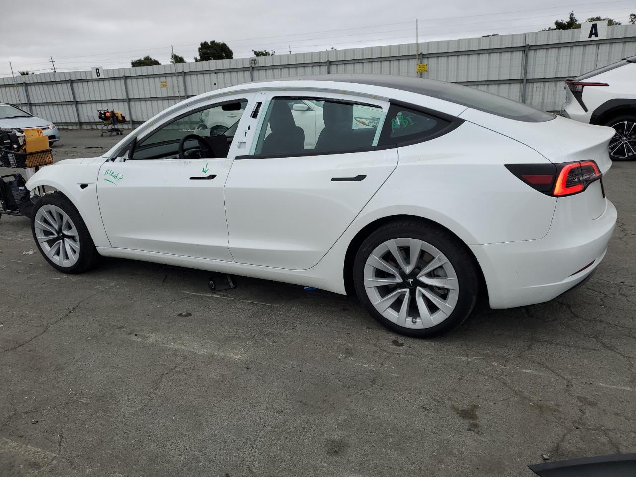 5YJ3E1EA6PF553740 2023 TESLA MODEL 3 - Image 2