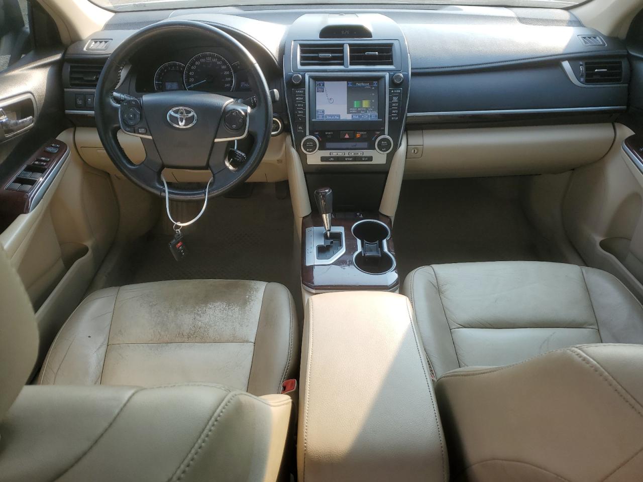 2013 Toyota Camry - Image 8
