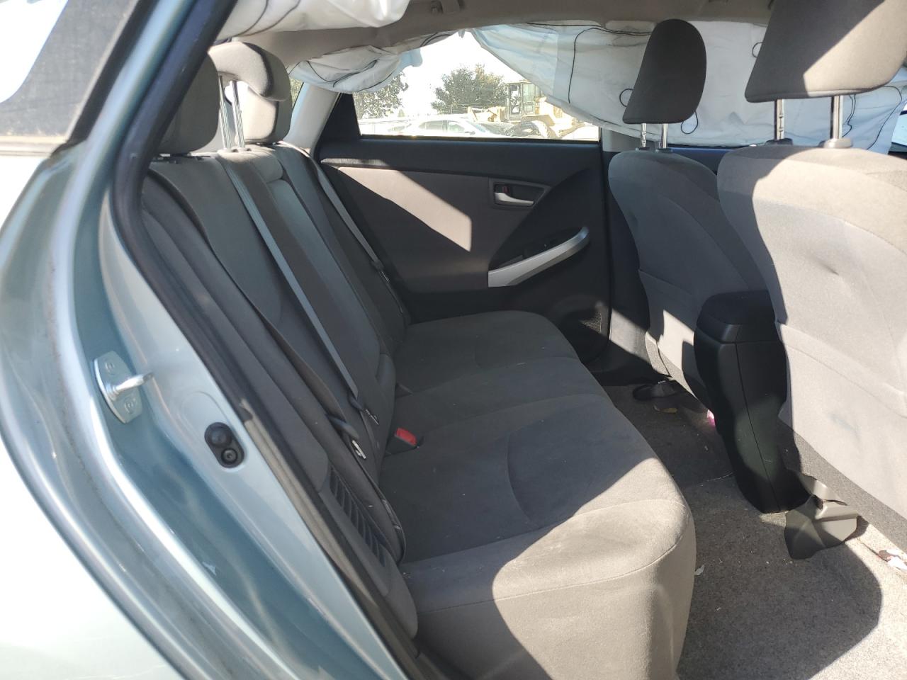 JTDKN3DU2F2003181 2015 Toyota Prius