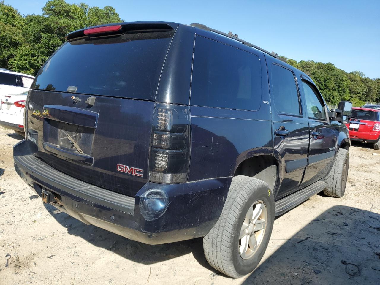 2007 GMC Yukon - Image 3