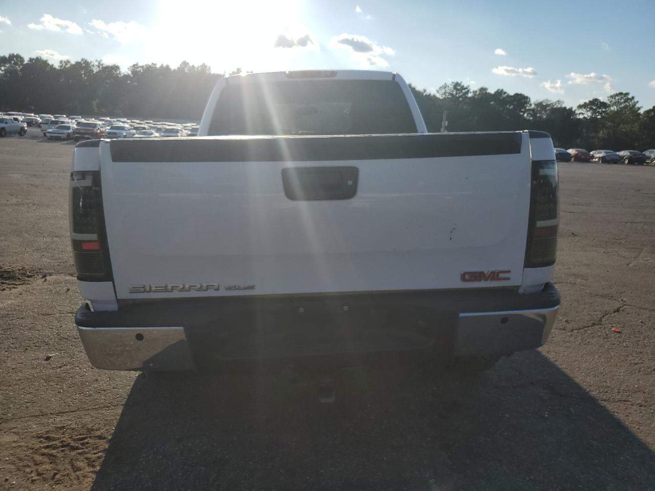 2GTEC19J181262642 2008 GMC Sierra C1500