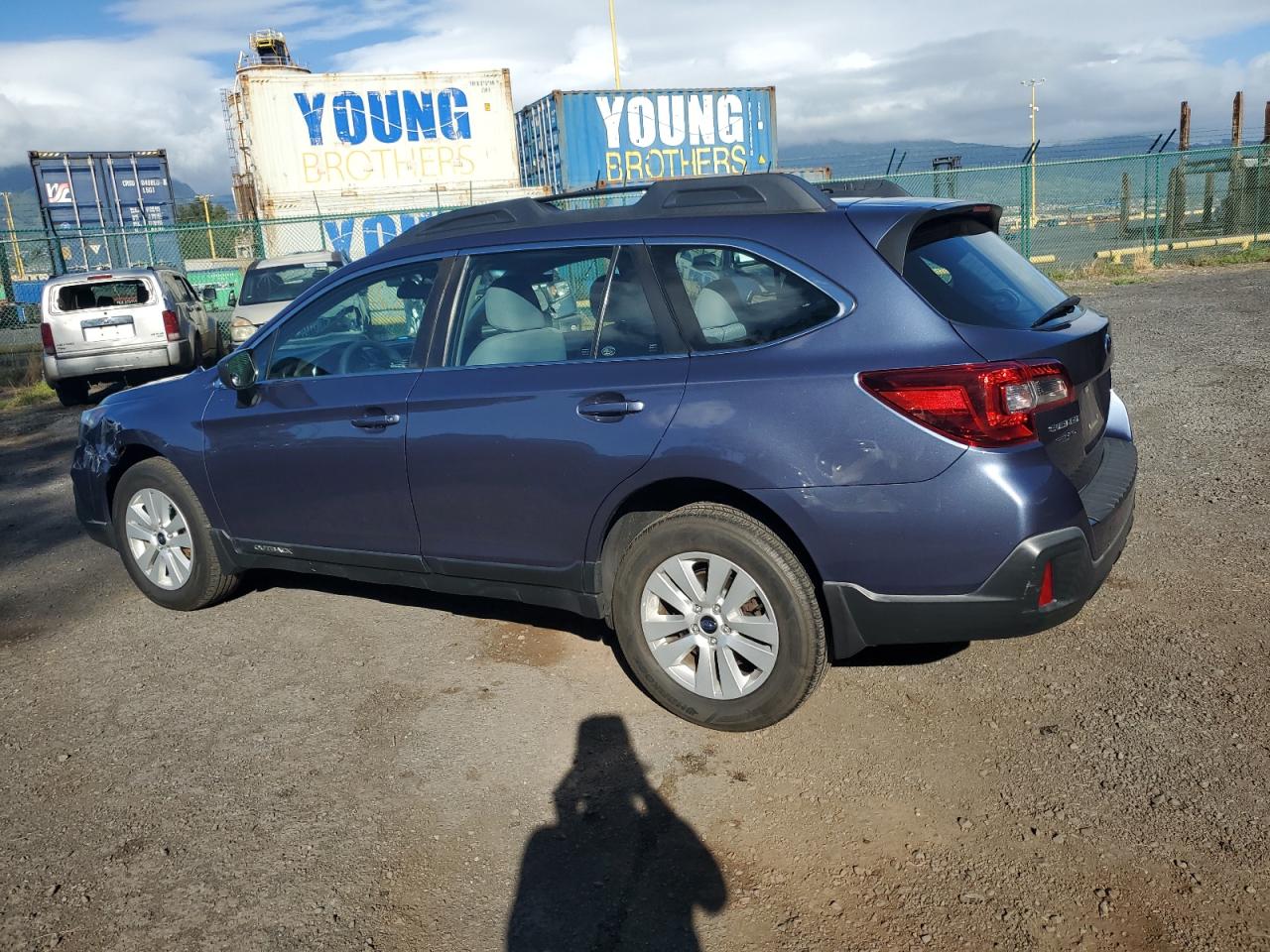2018 Subaru Outback - Image 2