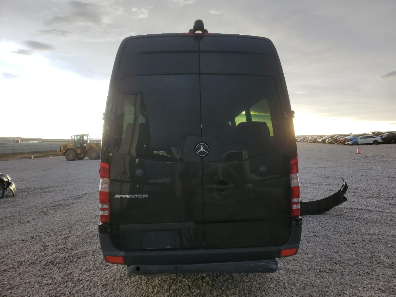 WDAPF1CD3HP567813 2017 Mercedes-Benz Sprinter 3500