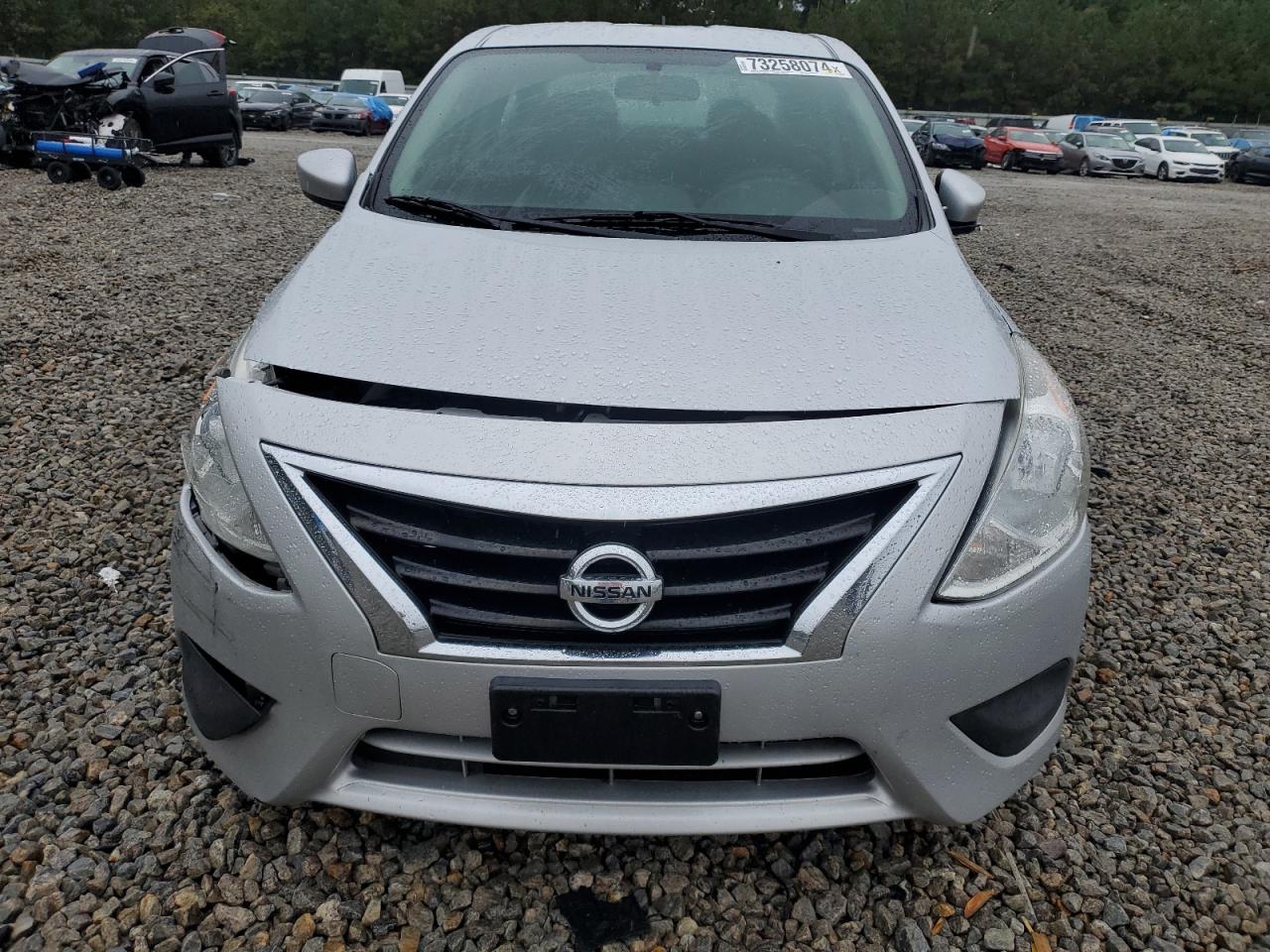 VIN 3N1CN7AP0JL800713 2018 NISSAN VERSA no.5