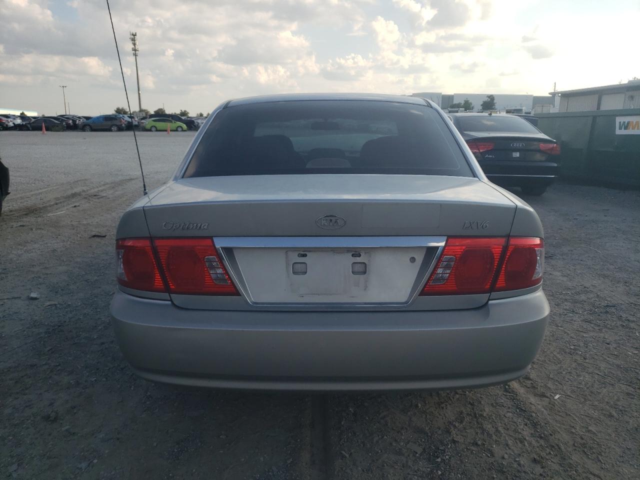 KNAGD128745264463 2004 Kia Optima Lx