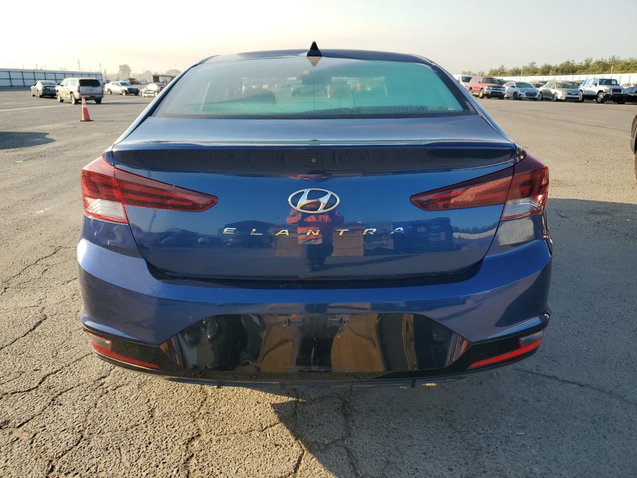 5NPD84LF9KH408701 2019 Hyundai Elantra Sel