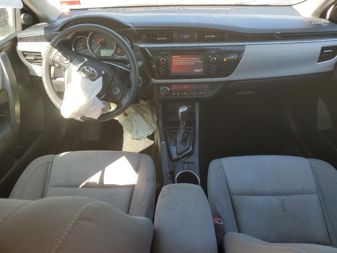 5YFBPRHE8GP444865 2016 Toyota Corolla Eco