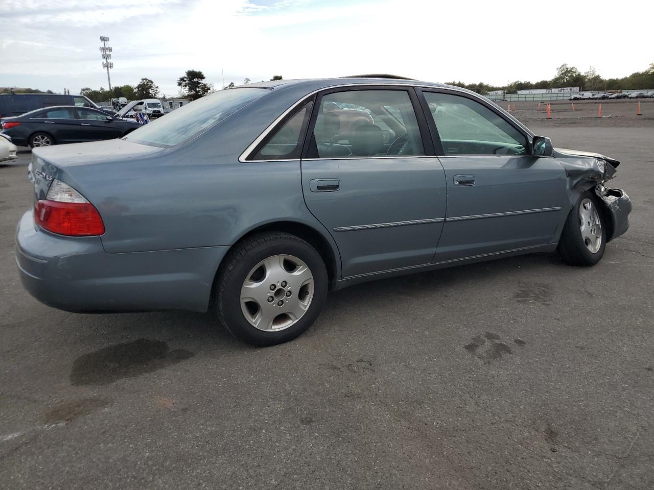 2004 Toyota Avalon Xl VIN: 4T1BF28B14U382915 Lot: 72014194