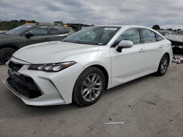  TOYOTA AVALON 2022 Biały