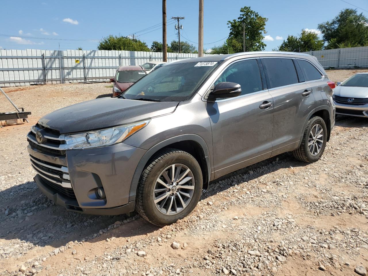 5TDKZRFH4JS539493 2018 TOYOTA HIGHLANDER - Image 1