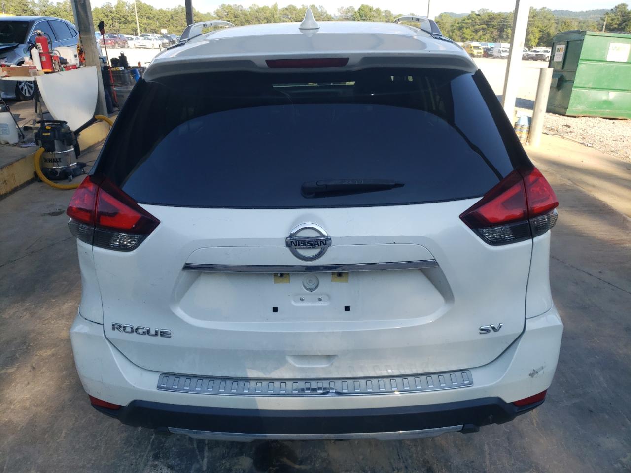 2017 Nissan Rogue S VIN: KNMAT2MT6HP614551 Lot: 72164944