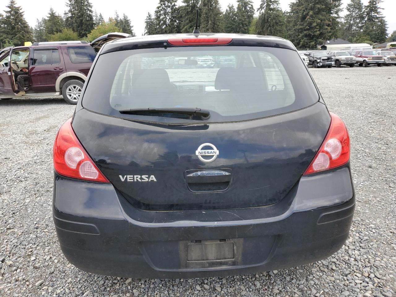 3N1BC1CP8BL490601 2011 Nissan Versa S