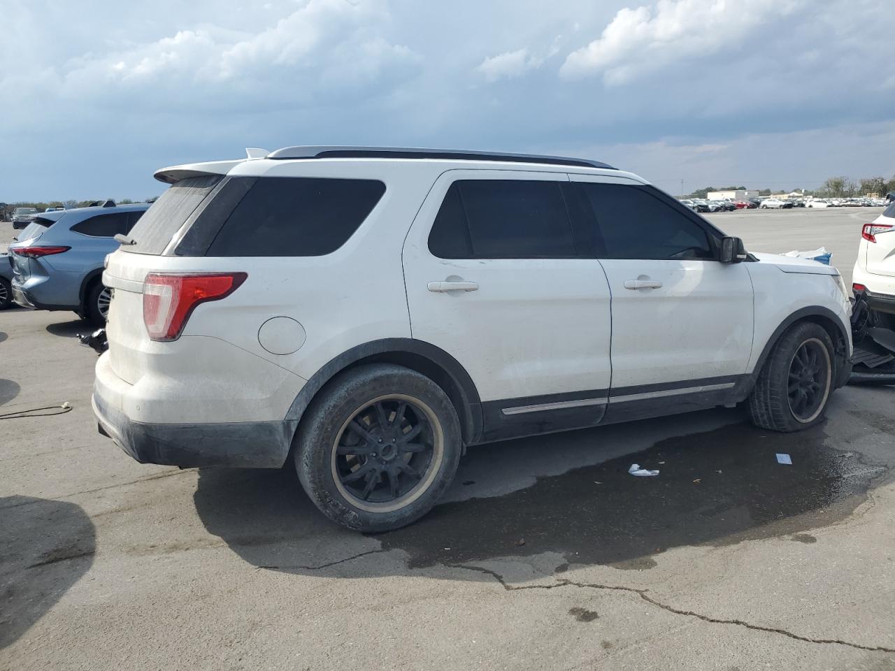 1FM5K7D88GGA97938 2016 Ford Explorer Xlt