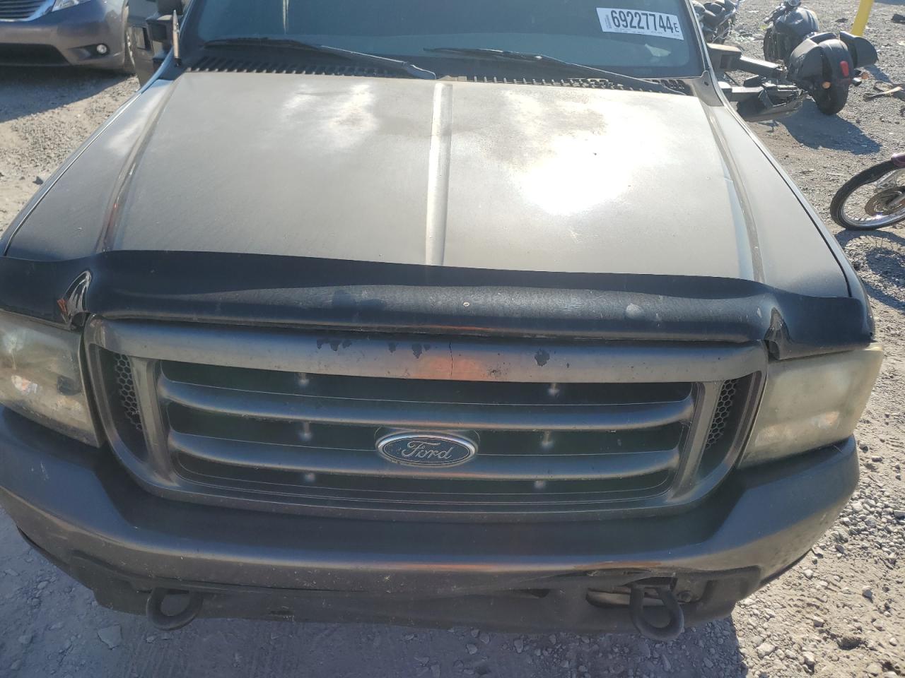 2003 Ford F250 - Image 11