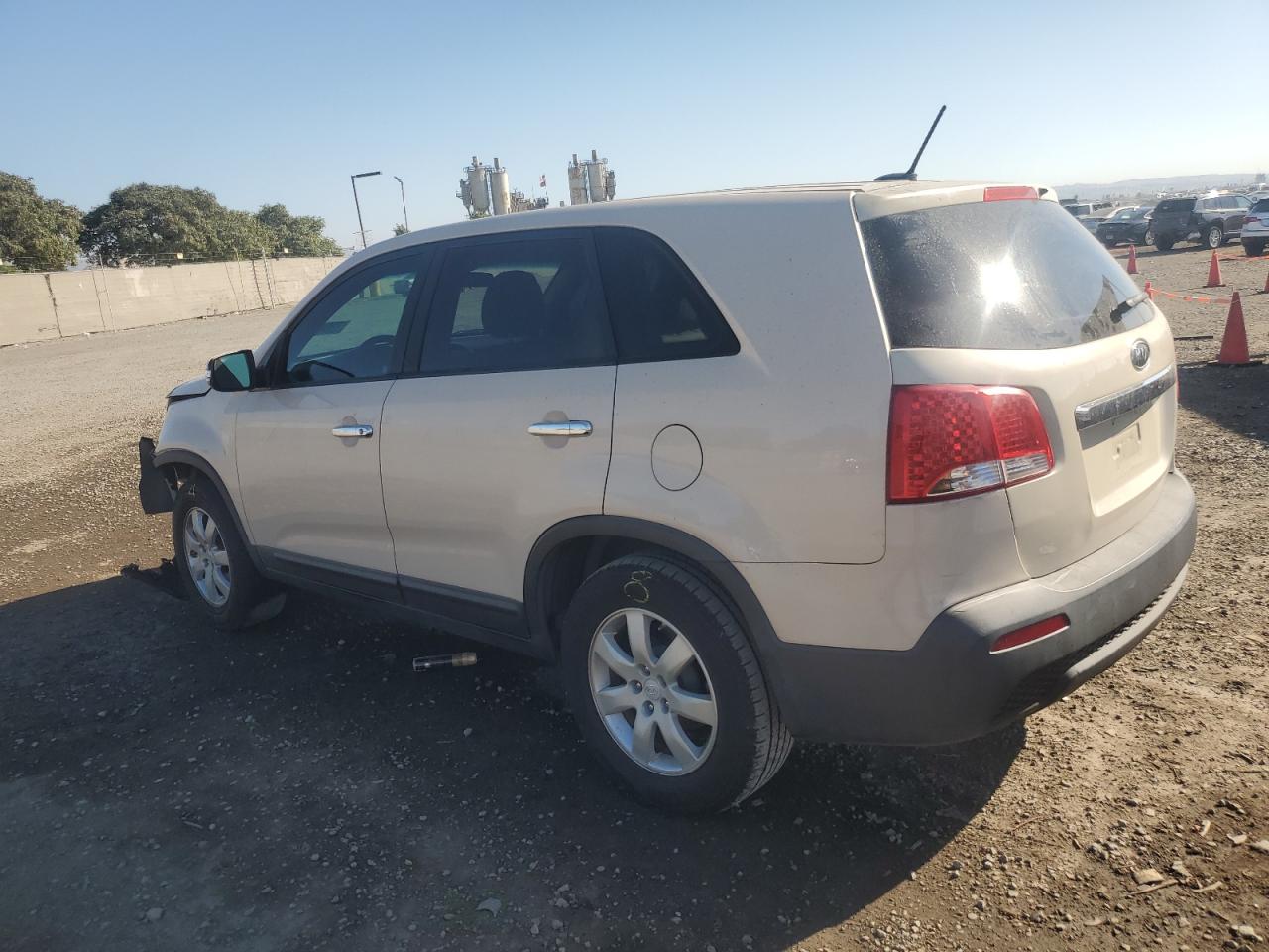 2011 Kia Sorento - Image 2