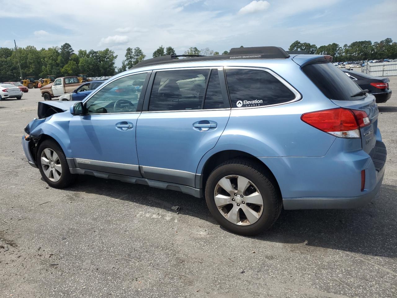 2010 Subaru Outback - Image 2