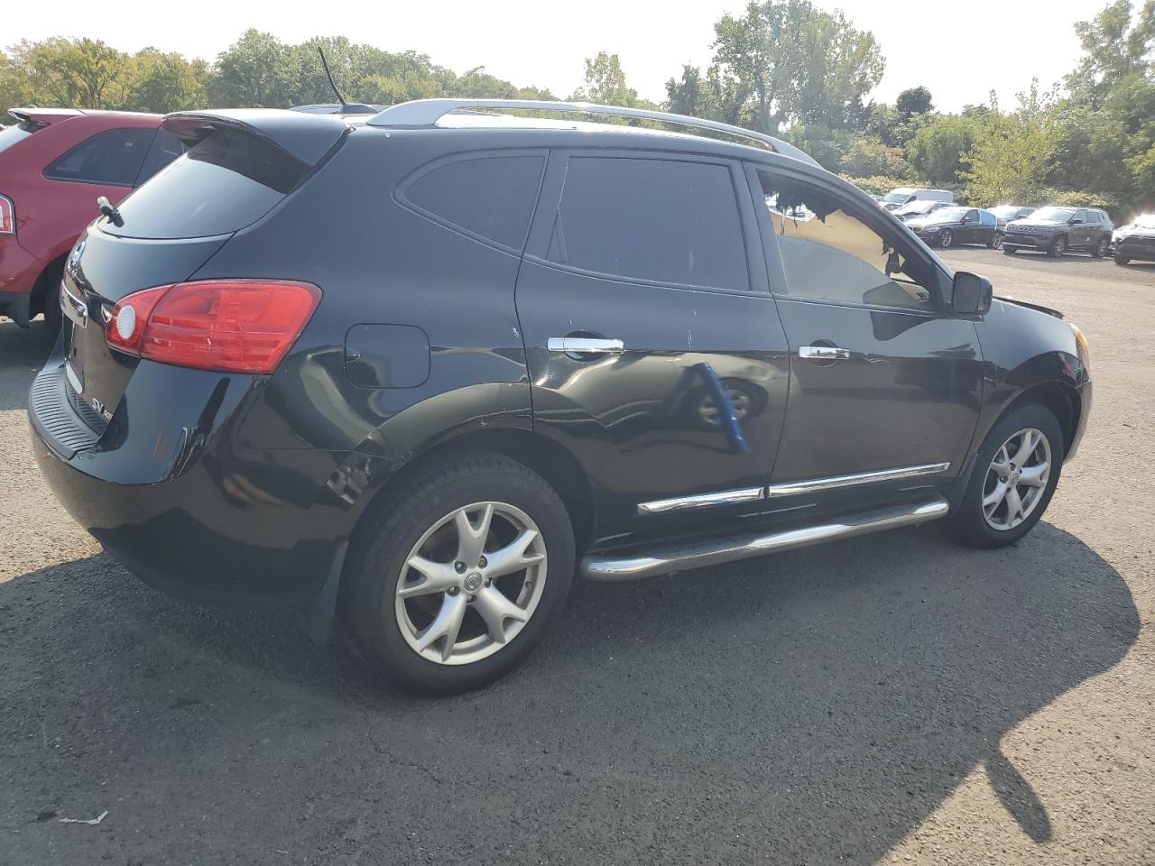 2011 Nissan Rogue - Image 3
