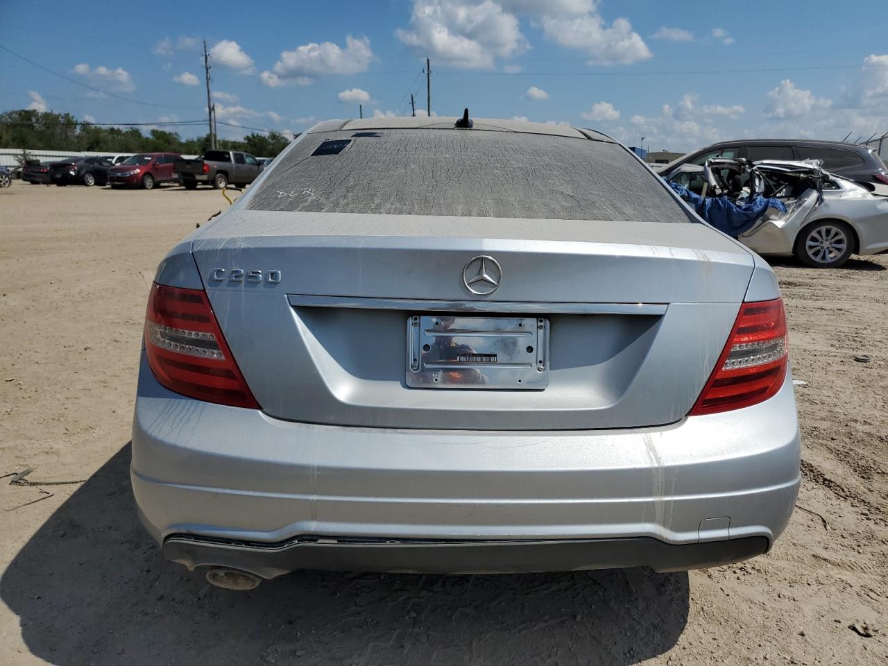 2015 Mercedes-Benz C 250 VIN: WDDGJ4HB6FG372702 Lot: 72403294