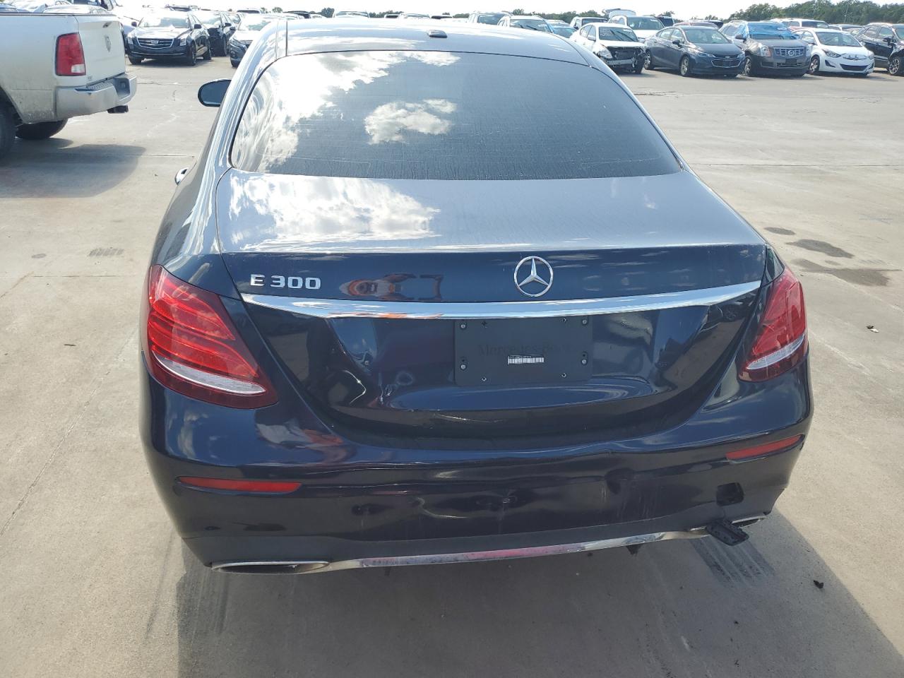 WDDZF4JB8HA187626 2017 Mercedes-Benz E 300