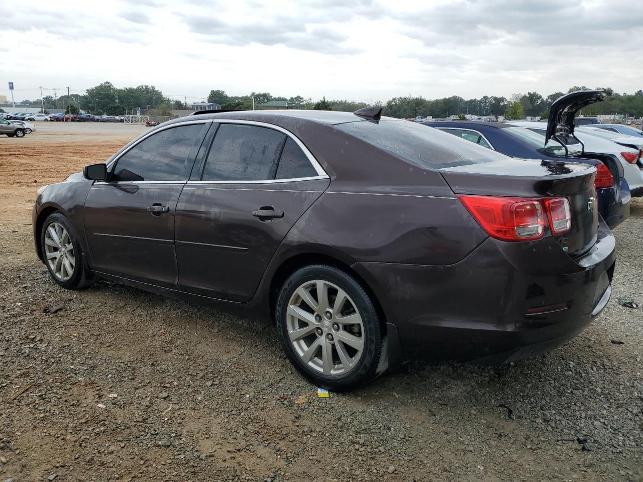 1G11D5SL7FF186194 2015 CHEVROLET MALIBU - Image 2