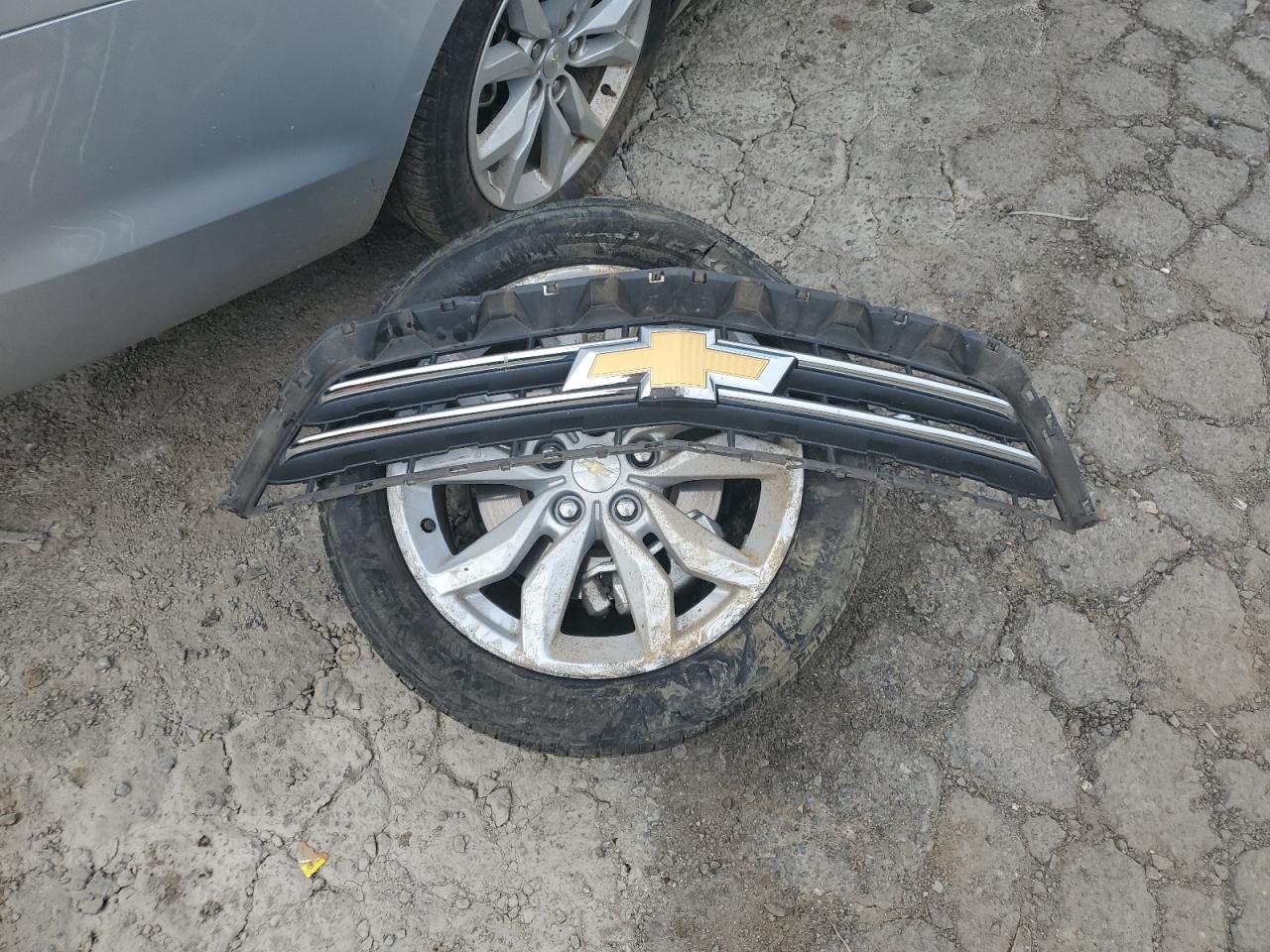 2G1105S31H9187574 2017 Chevrolet Impala Lt