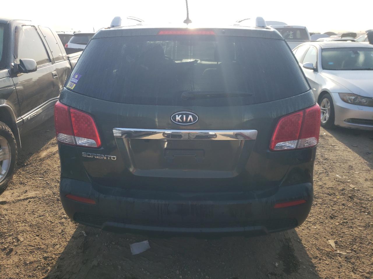 5XYKT4A25BG111485 2011 Kia Sorento Base