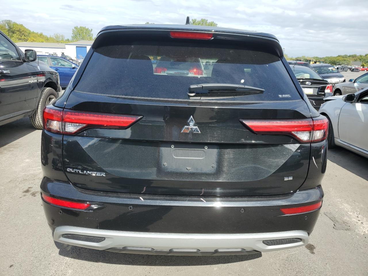 2022 Mitsubishi Outlander Se VIN: JA4J4UA87NZ088062 Lot: 71037054