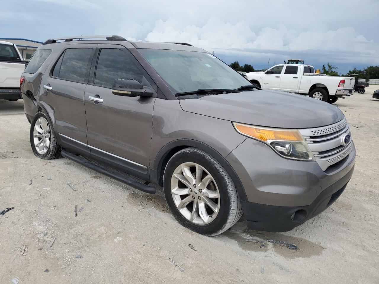 2012 Ford Explorer - Image 4