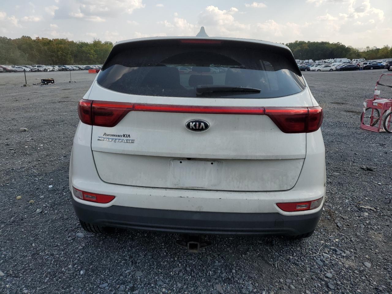 KNDPMCAC6K7504379 2019 Kia Sportage Lx