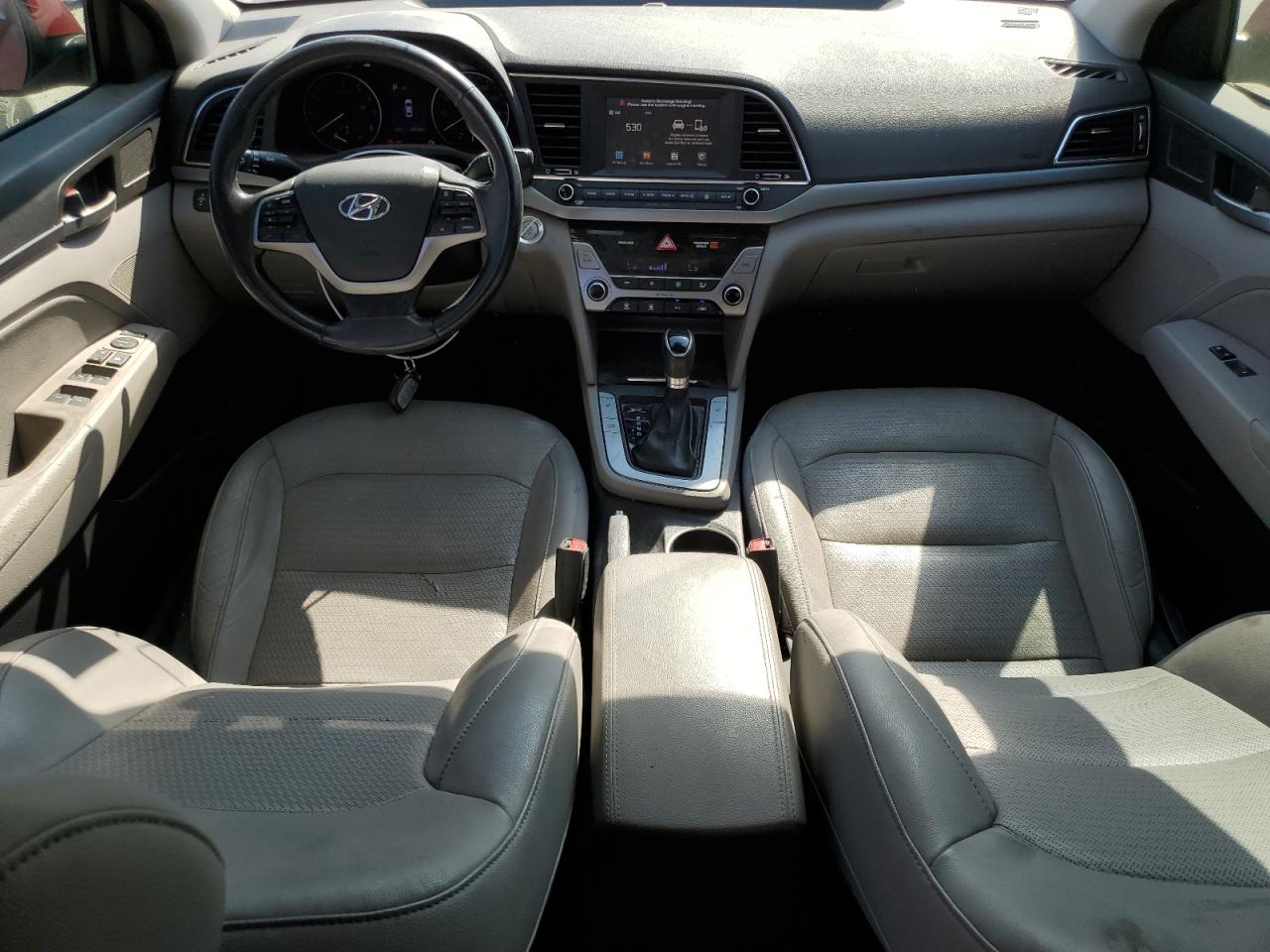2017 Hyundai Elantra - Image 8
